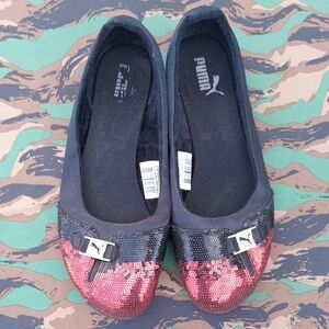 Woman's Puma Sabadella II Sequin Flats Size 9.5